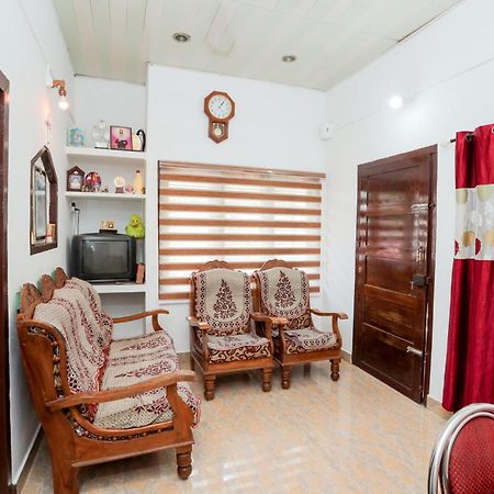 Koonamparayil Home Stay Munnar Anaviratty-Family Only Exterior foto