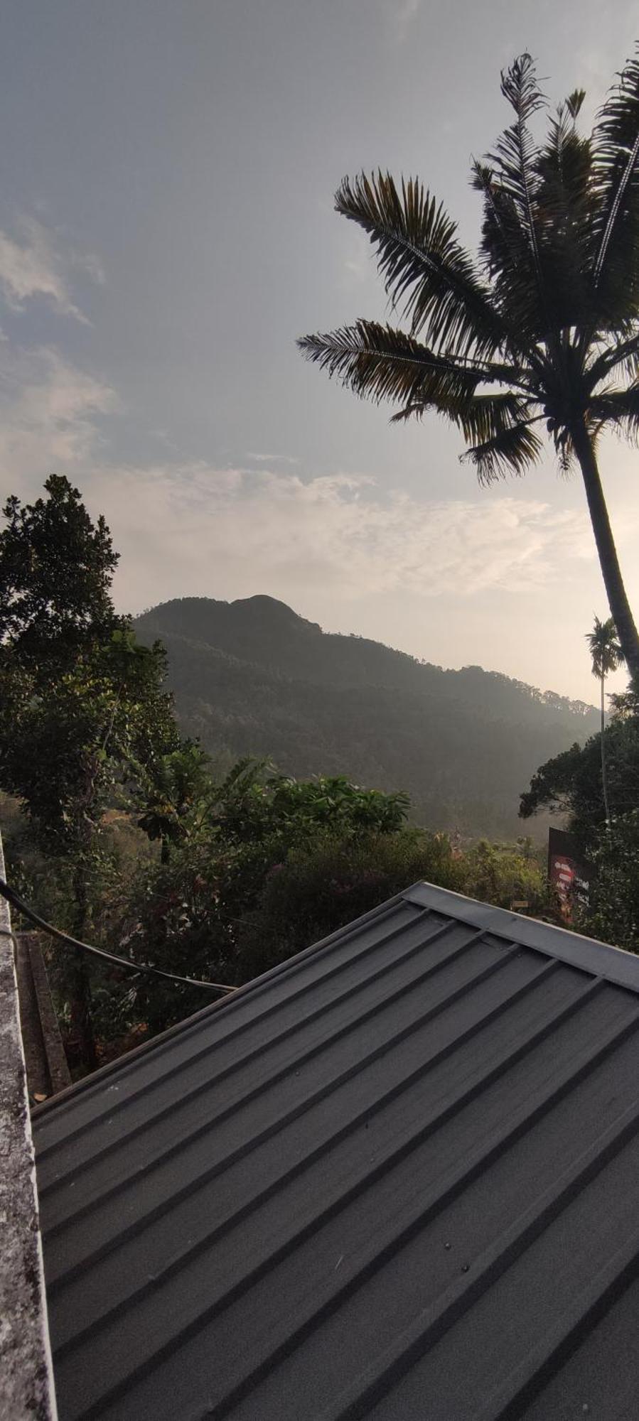 Koonamparayil Home Stay Munnar Anaviratty-Family Only Exterior foto